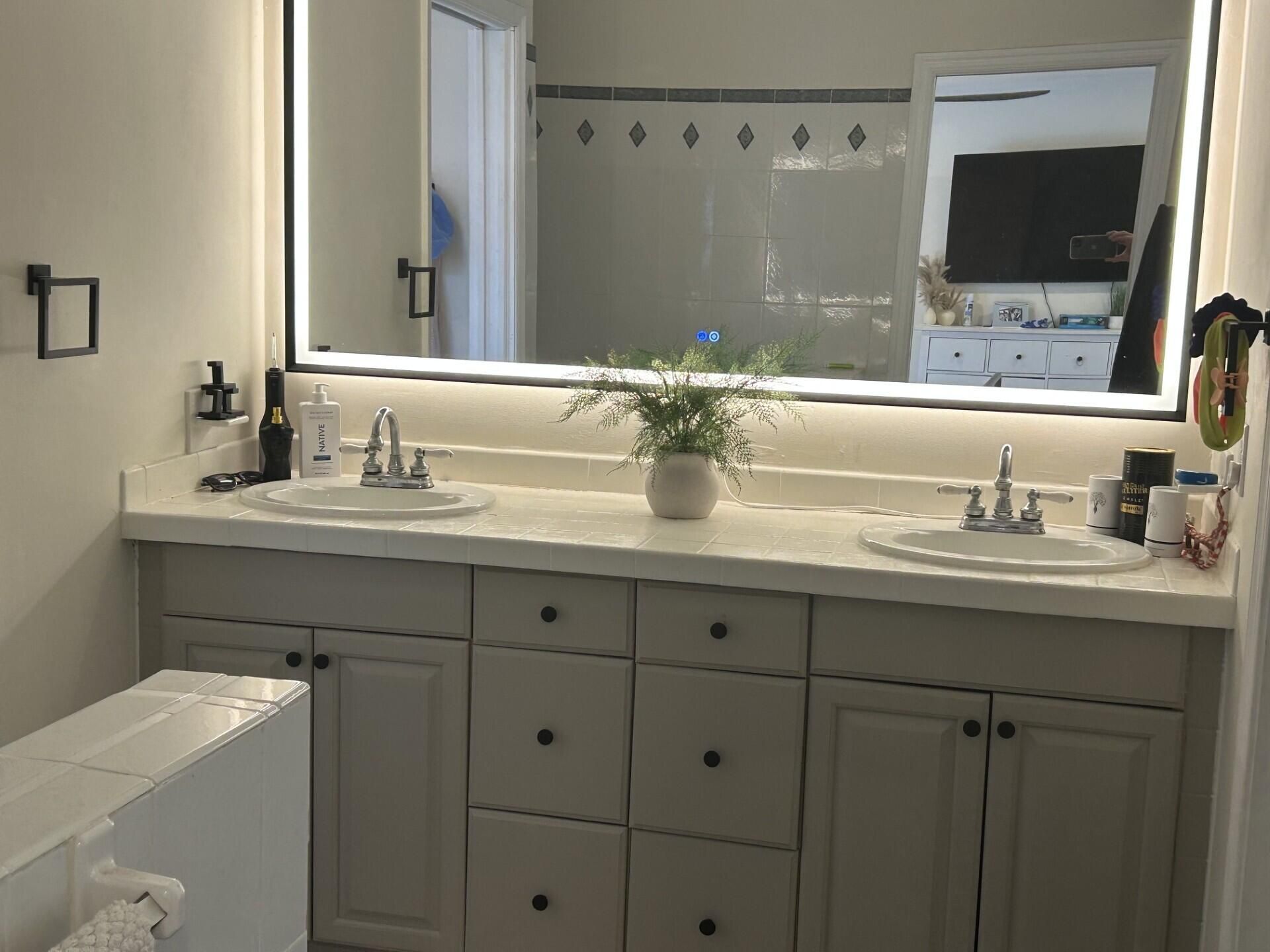 560 S Lake Dasha Drive, Plantation, FL 33324 Photo