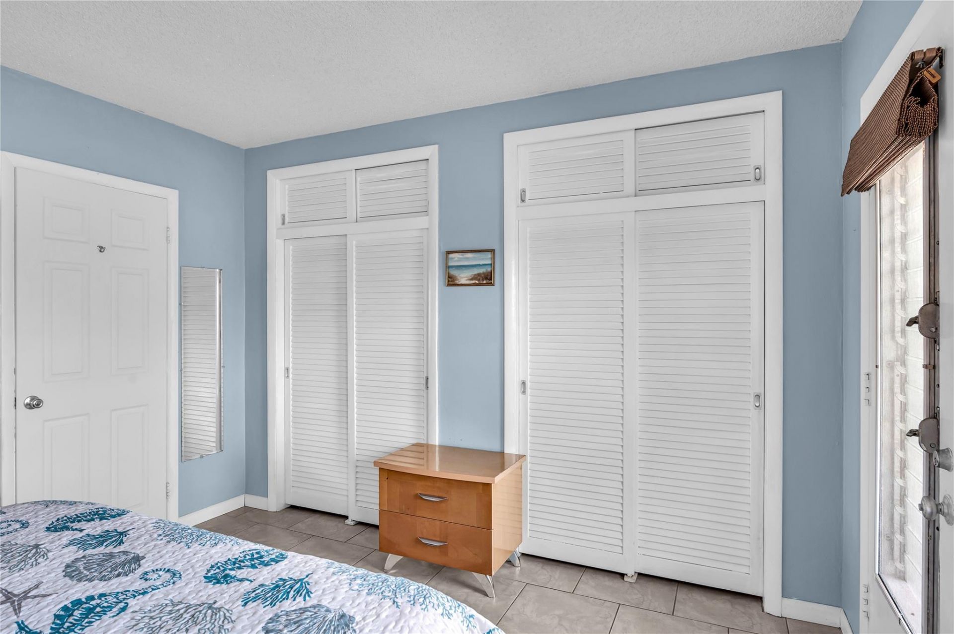 925 SW 11th Avenue, Unit j17, Hallandale Beach, FL 33009 Photo