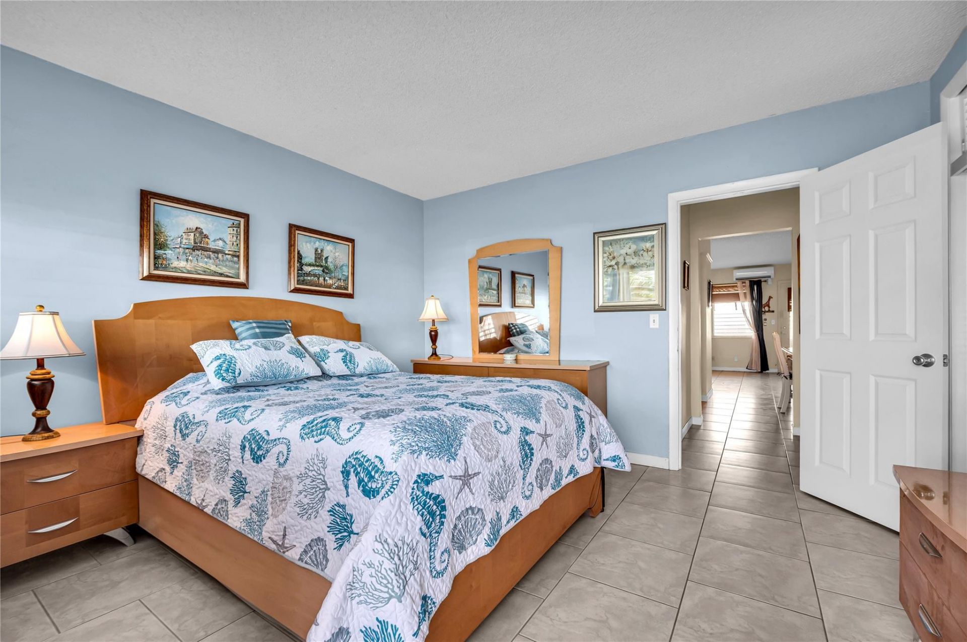 925 SW 11th Avenue, Unit j17, Hallandale Beach, FL 33009 Photo
