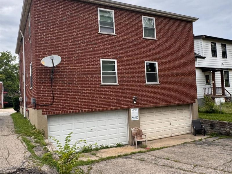 75 E Galbraith Road, Cincinnati, OH 45216 Photo 3
