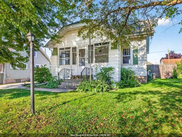 521 WILSON STREET, Little Chute, WI 54140