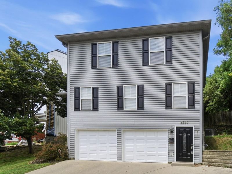 2580 Riverside Drive, Cincinnati, OH 45202 Photo 3