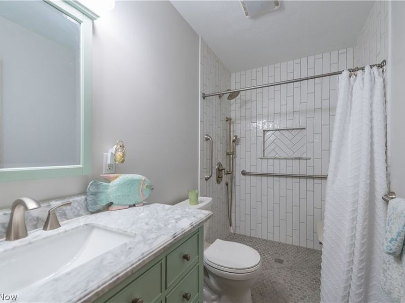782 Pasadena Avenue, Sheffield Lake, OH 44054 Photo 14
