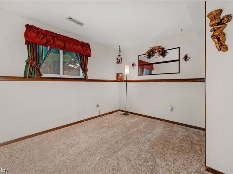 782 Pasadena Avenue, Sheffield Lake, OH 44054 Photo 19