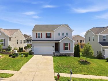437 TOWN RUN LANE, STEPHENS CITY, VA 22655