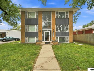 3915 N 69th Street, Lincoln, NE 68507
