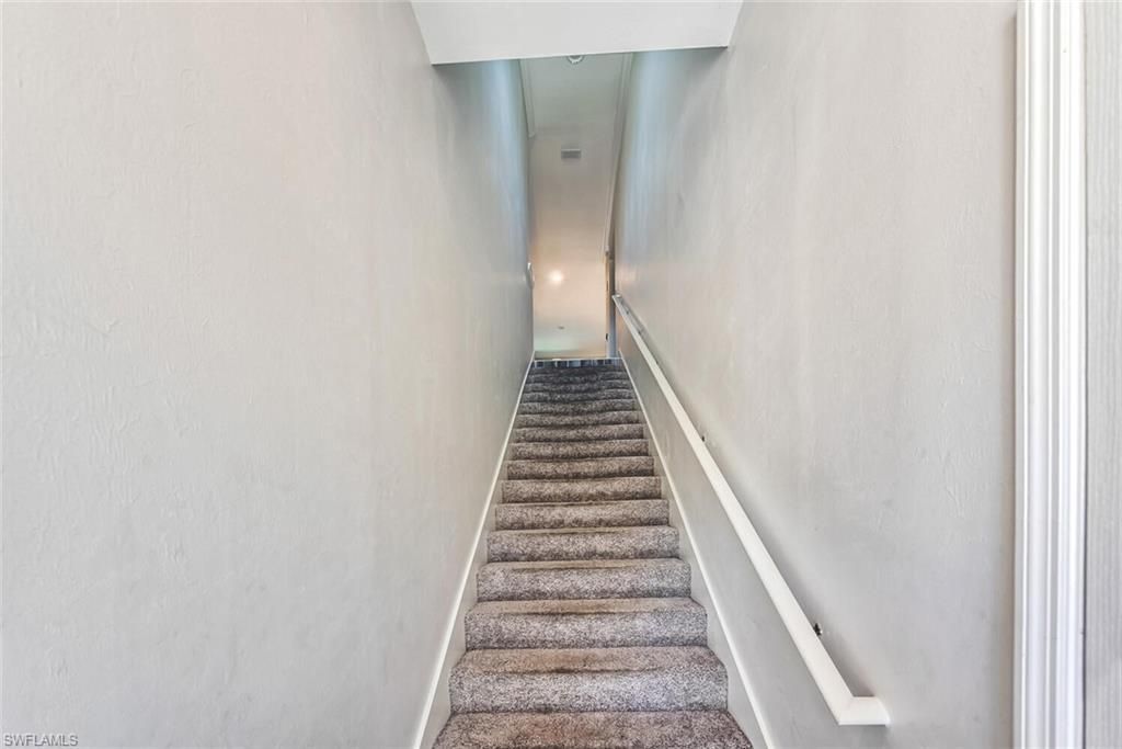 6960 Avalon Cir , Unit 807, Naples, FL 34112 Photo