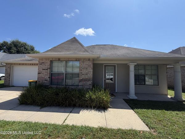 13077 English Manor Drive, Gulfport, MS 39503