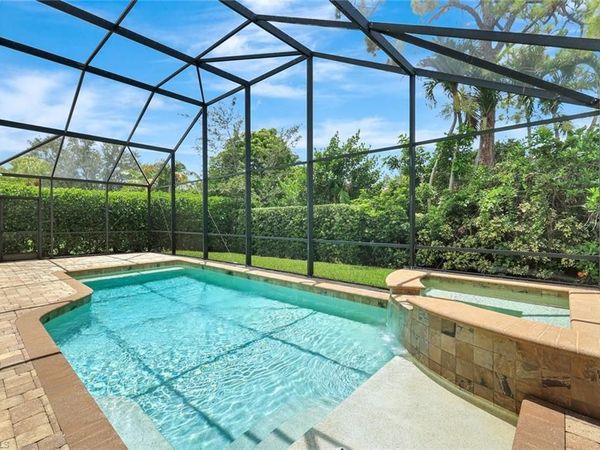 7052 Timberland CIR , NAPLES, FL 34109