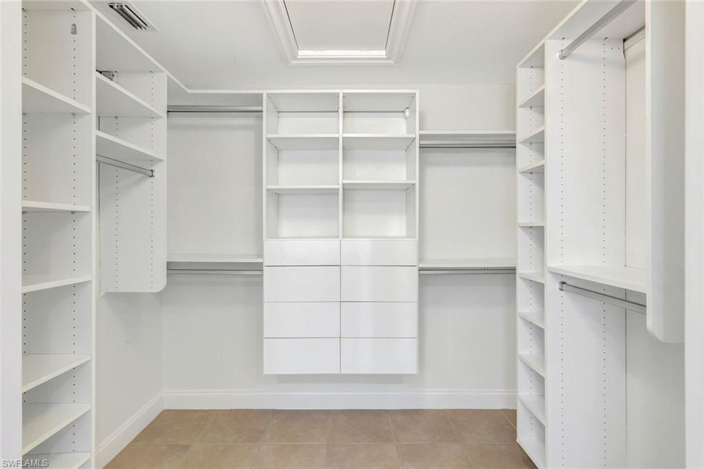 7052 Timberland Cir, Naples, FL 34109 Photo