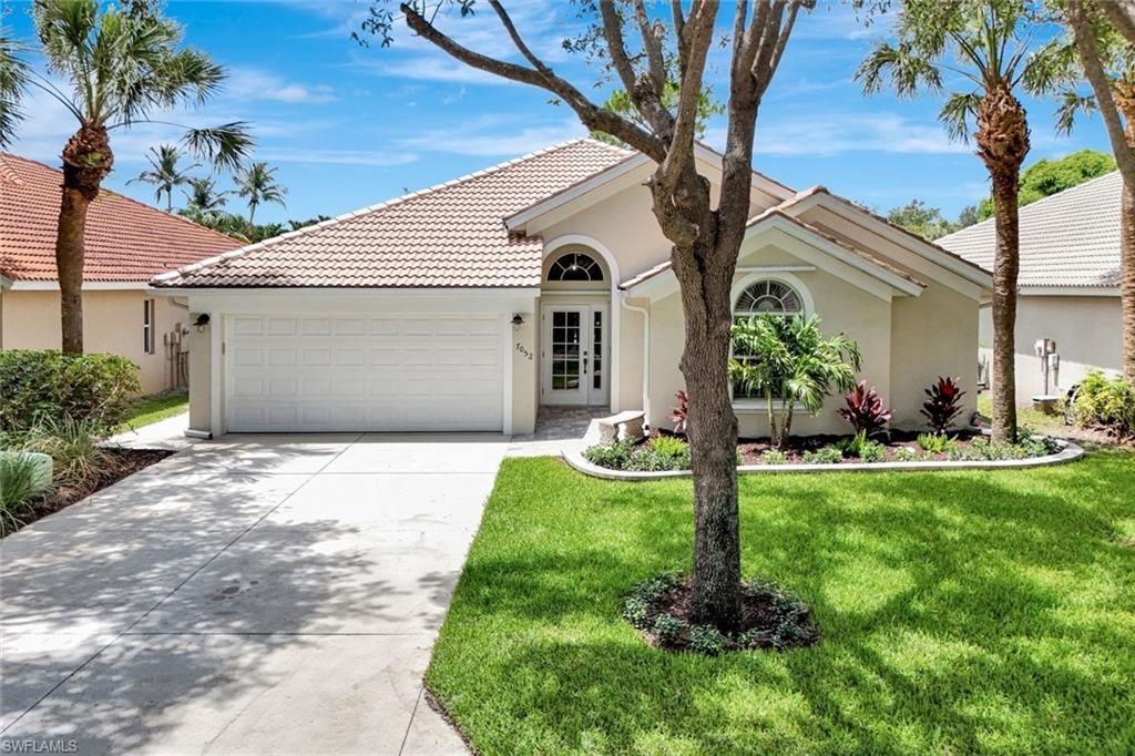 7052 Timberland Cir, Naples, FL 34109 Photo