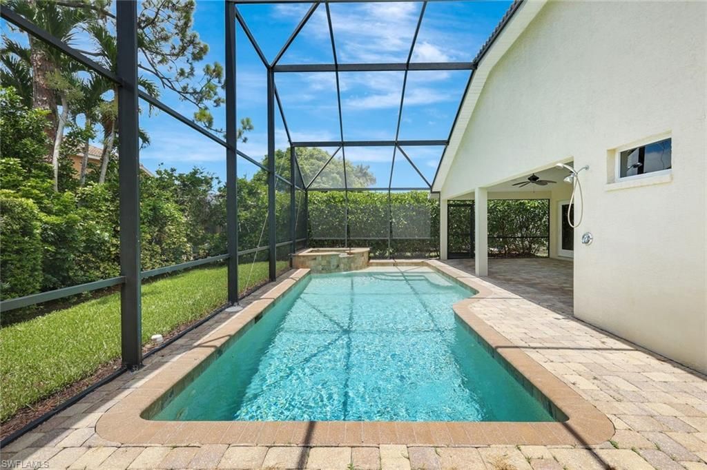 7052 Timberland Cir, Naples, FL 34109 Photo