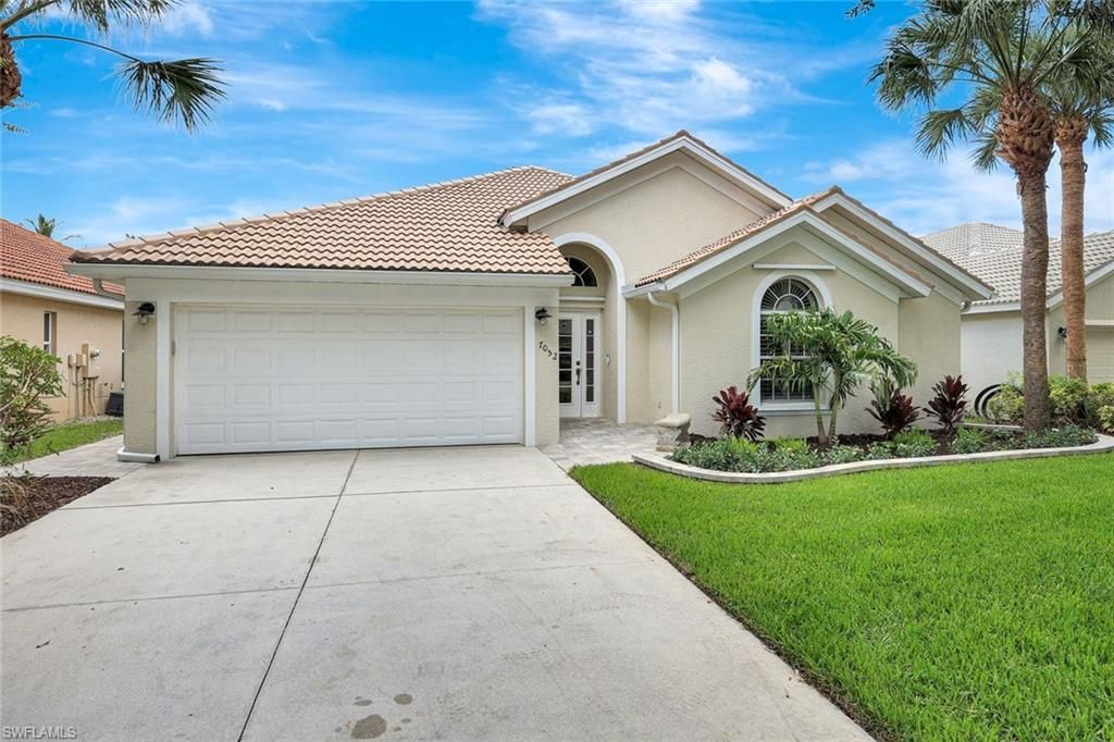 7052 Timberland Cir, Naples, FL 34109 Photo