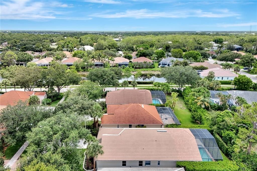 7052 Timberland Cir, Naples, FL 34109 Photo
