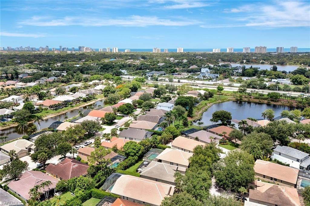 7052 Timberland Cir, Naples, FL 34109 Photo