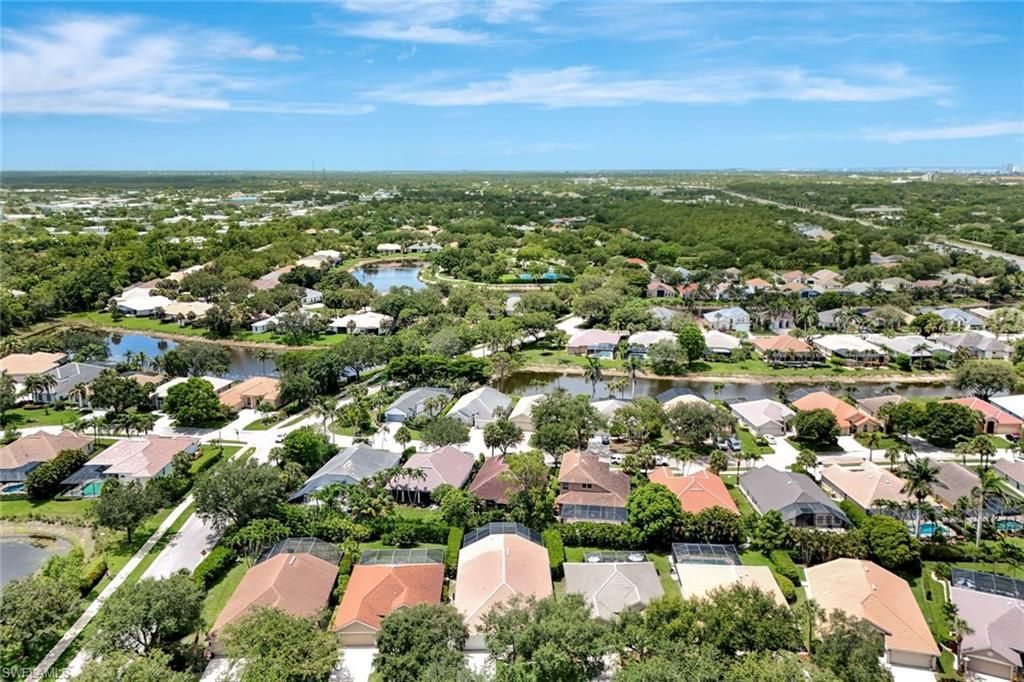 7052 Timberland Cir, Naples, FL 34109 Photo