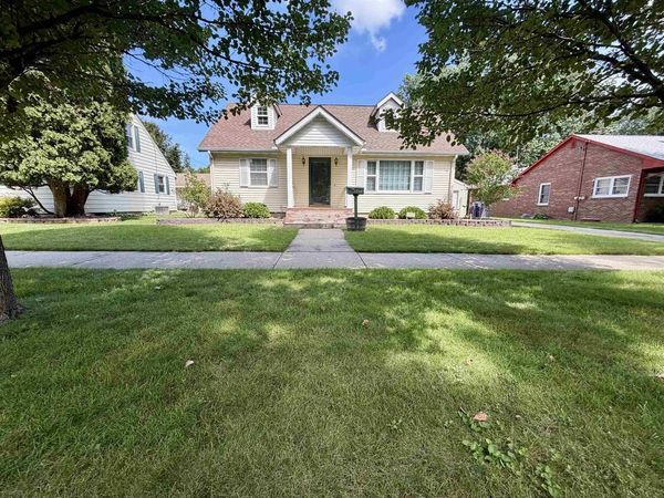 1720 Myra Avenue, Janesville, WI 53548