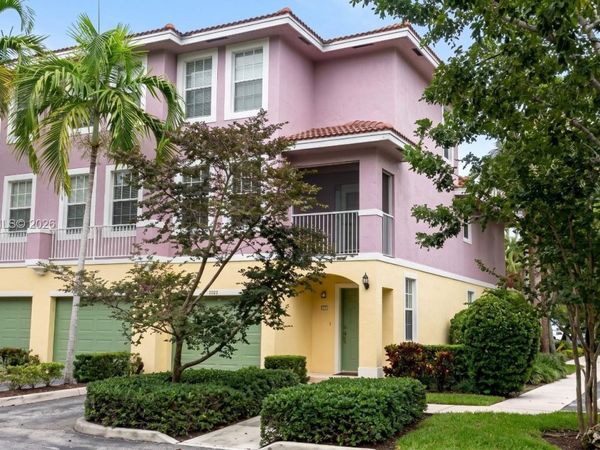 6498 W Sample Rd , Unit 6498, Coral Springs, FL 33067