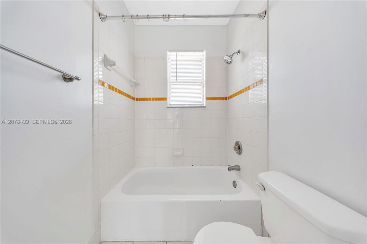 2019 SE 13th St, Homestead, FL 33035 Photo