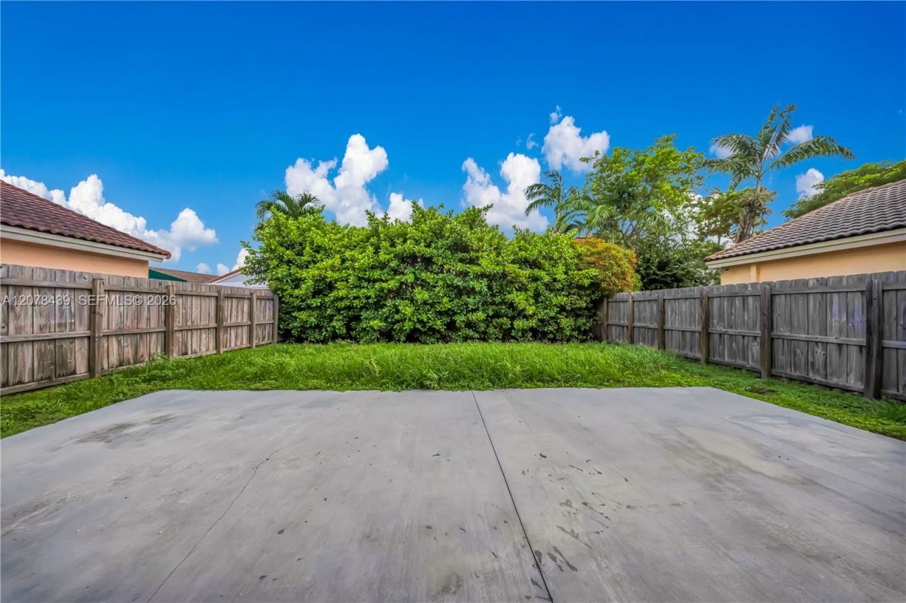 2019 SE 13th St, Homestead, FL 33035 Photo