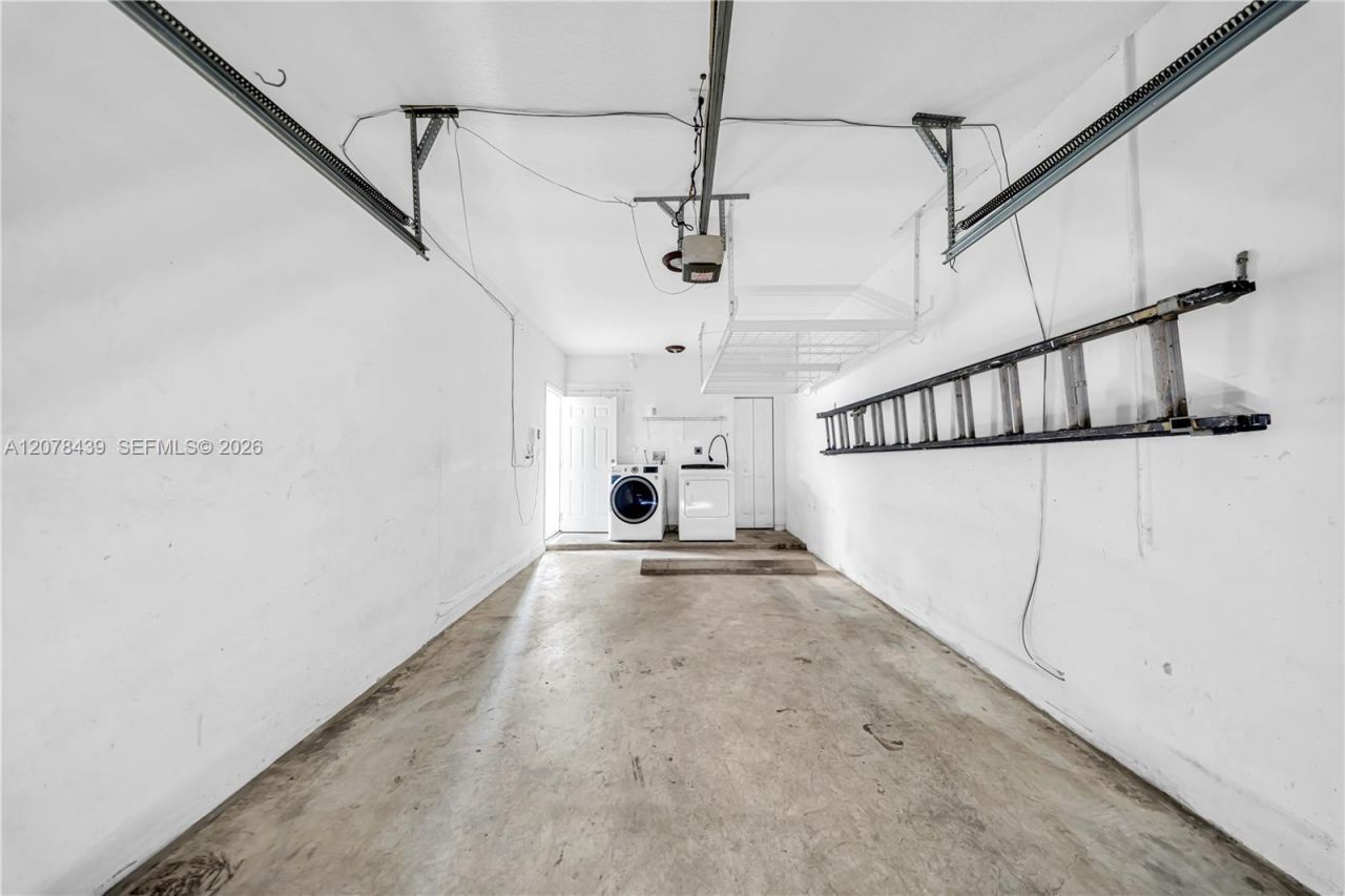 2019 SE 13th St, Homestead, FL 33035 Photo