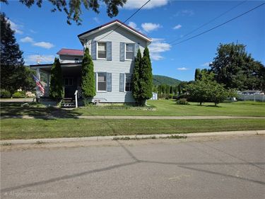 400-402 Duane Street , Hornell, NY 14843