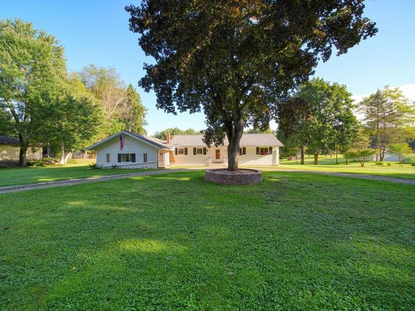 2356 Hatch Road, Jackson, MI 49201