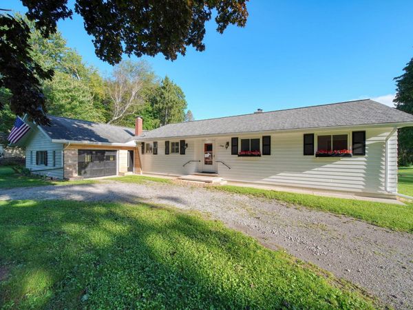 2356 Hatch Road, Jackson, MI 49201