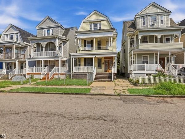 176 Hollywood Ave, East Orange, NJ 07018