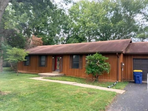 3215 Smallhouse Road , Bowling Green, KY 42104