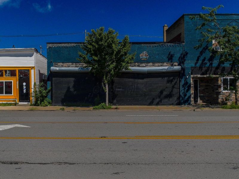 2390 W Broad Street , Columbus, OH 43204 Photo 1