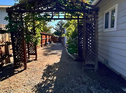 927 Stanford Way, Sparks, NV 89431 Photo