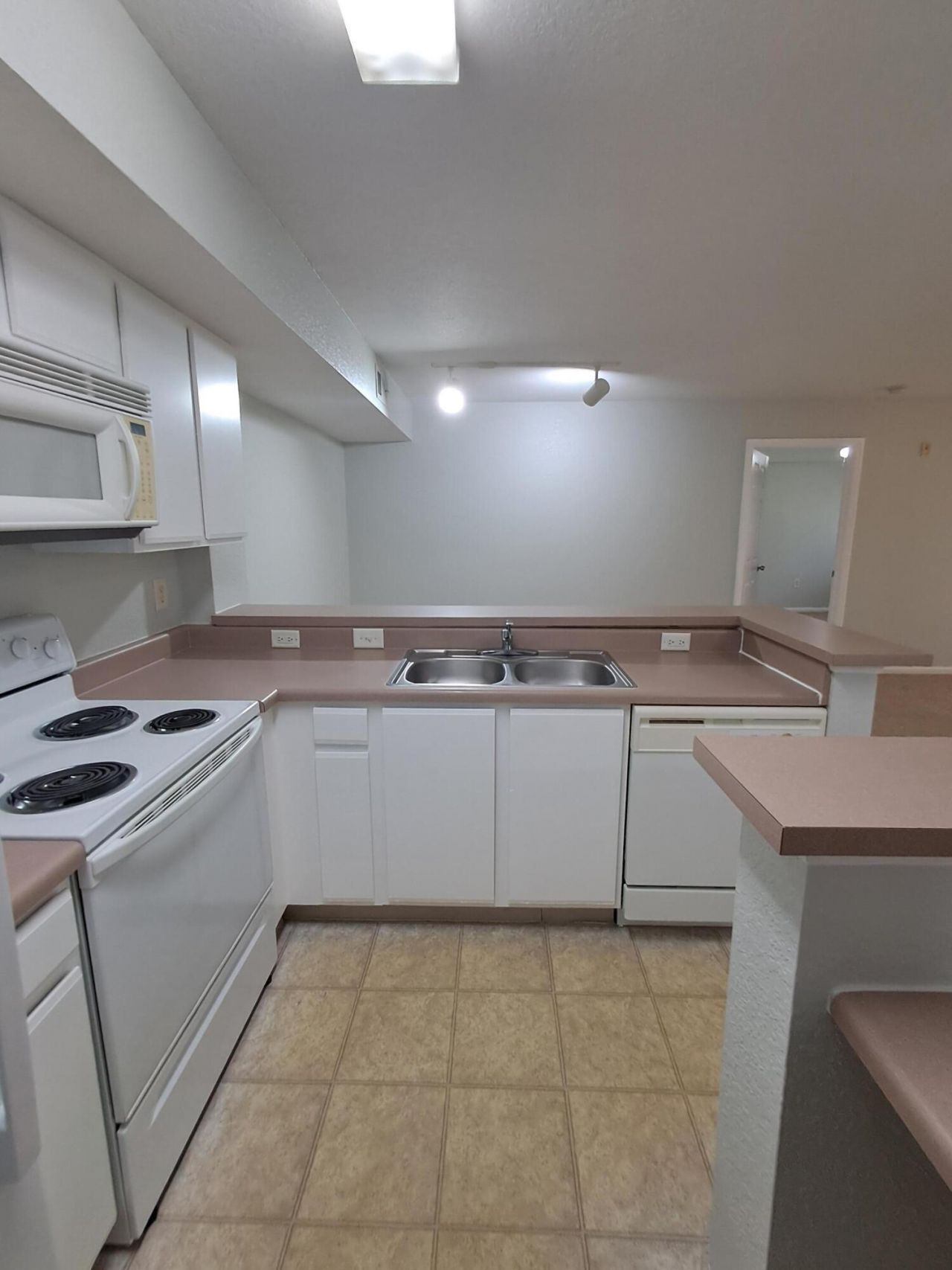 161 SW Palm Drive, Unit 204, Port Saint Lucie, FL 34986 Photo