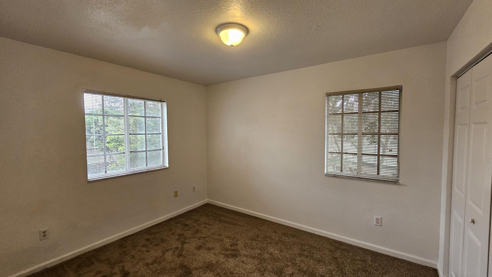 2022 Island Drive, Riviera Beach, FL 33404 Photo