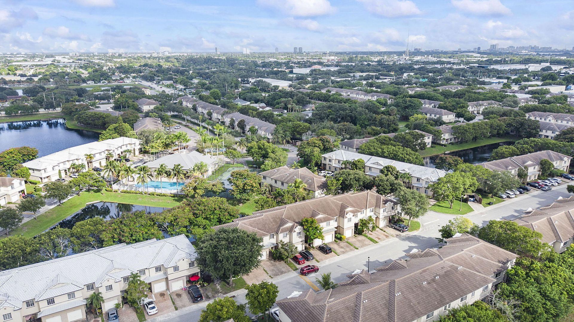2022 Island Drive, Riviera Beach, FL 33404 Photo