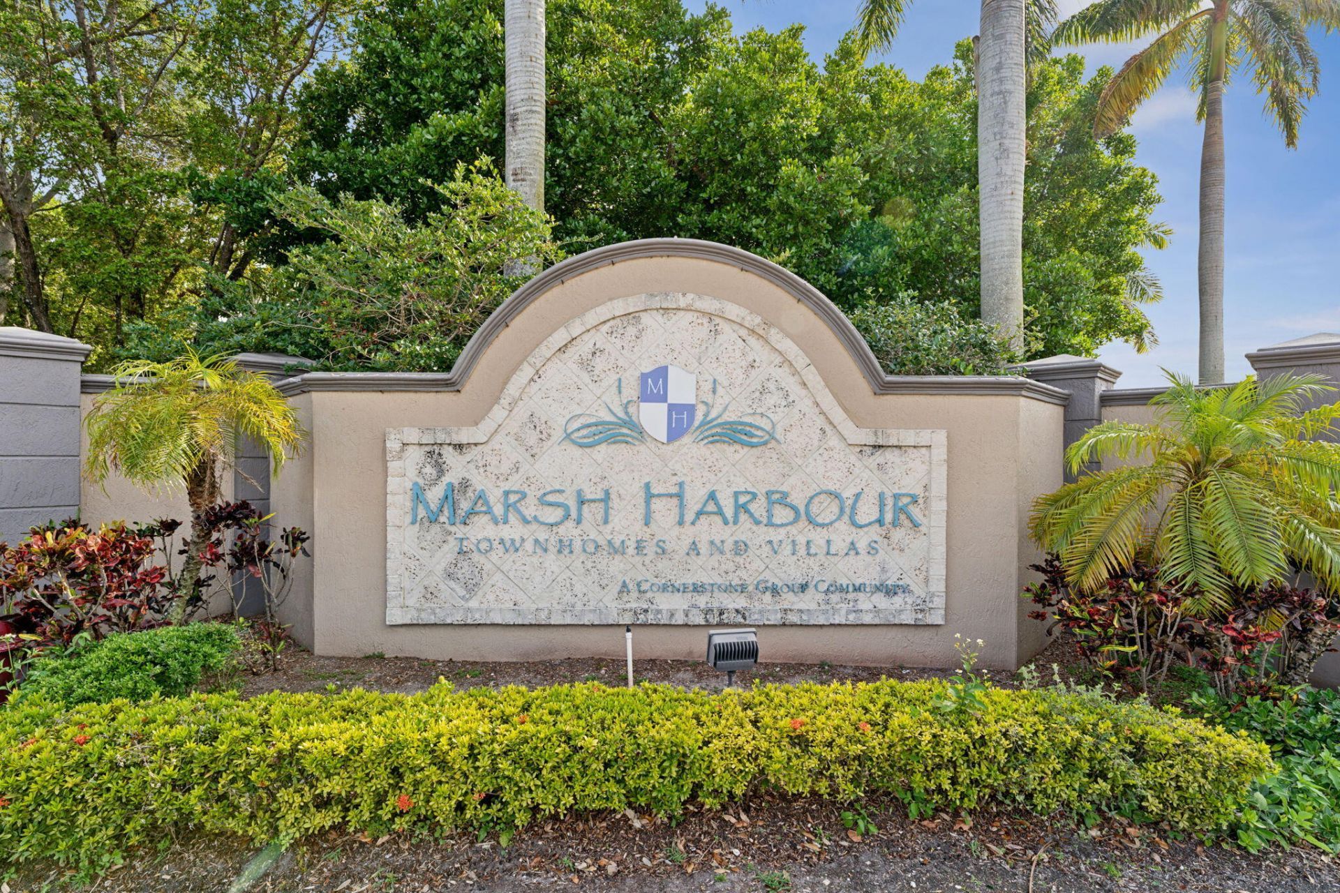 2022 Island Drive, Riviera Beach, FL 33404 Photo