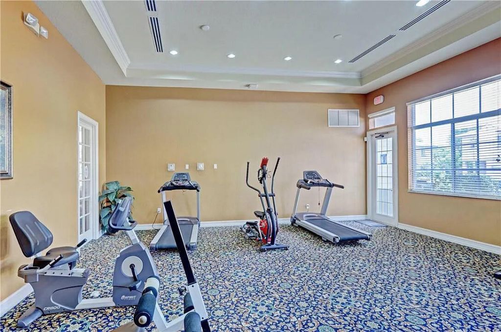 2022 Island Drive, Riviera Beach, FL 33404 Photo