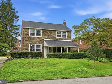 219 CROSSHILL ROAD, WYNNEWOOD, PA 19096