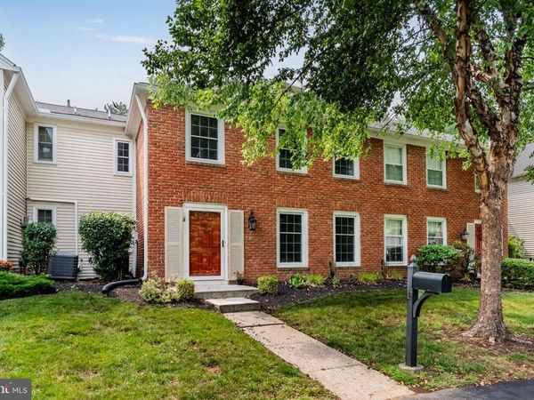 18 KINGS ARMS , MECHANICSBURG, PA 17050