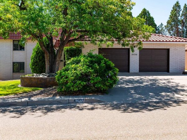 2532 N Harold Place NE, Albuquerque, NM 87106