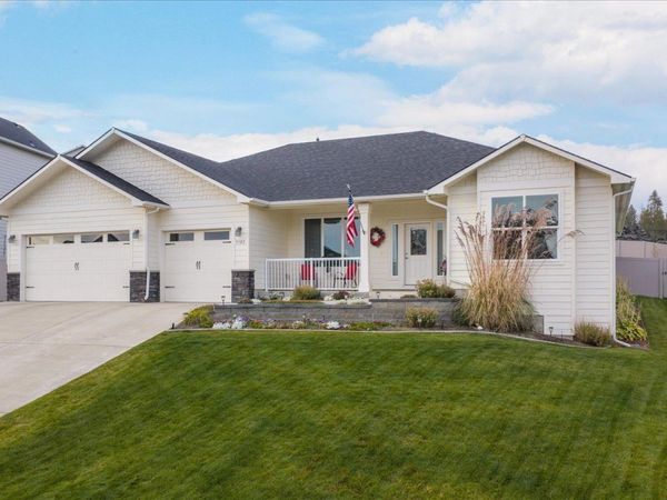 9302 W Floyd Dr, Cheney, WA 99004