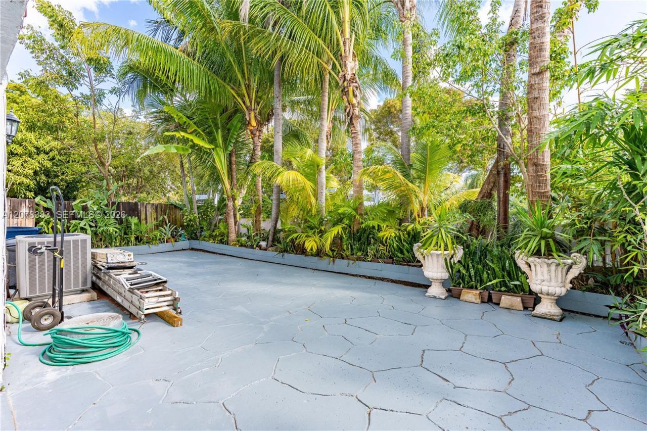 8909 SW 108th Cir Ct, Miami, FL 33176 Photo
