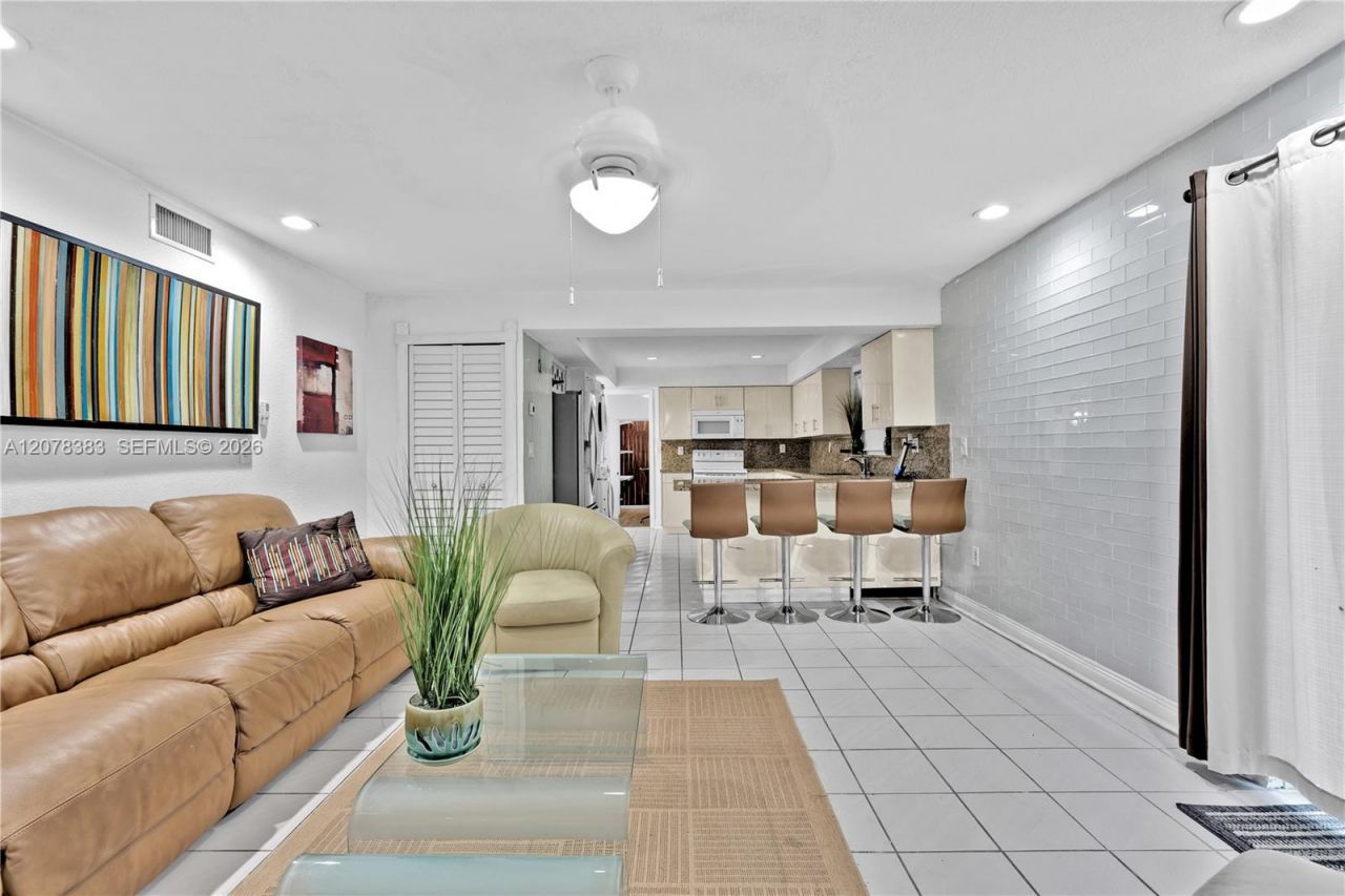 8909 SW 108th Cir Ct, Miami, FL 33176 Photo