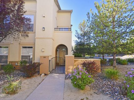 17000 Wedge Parkway, Unit 212, Reno, NV 89511 Photo