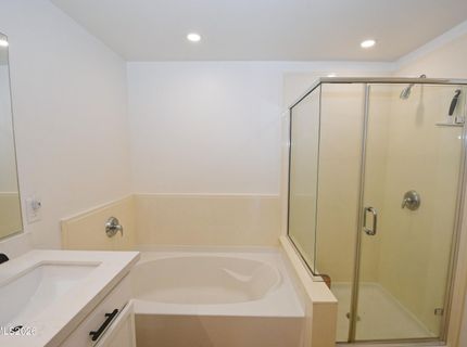 17000 Wedge Parkway, Unit 212, Reno, NV 89511 Photo