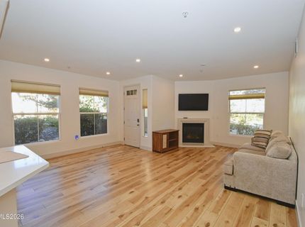 17000 Wedge Parkway, Unit 212, Reno, NV 89511 Photo