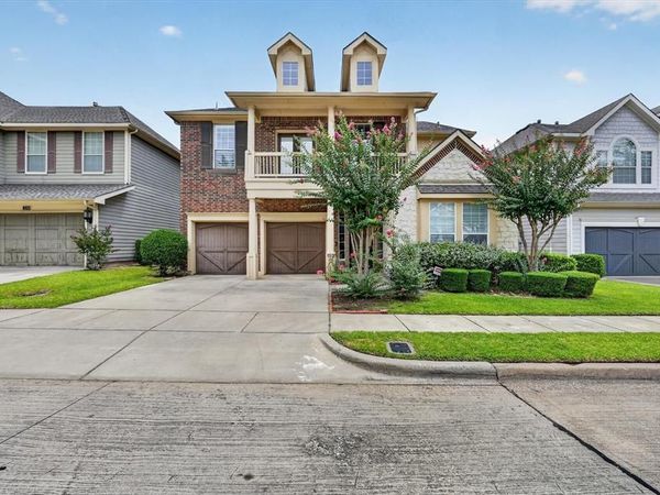 2208 Grizzly Run Lane, Euless, TX 76039