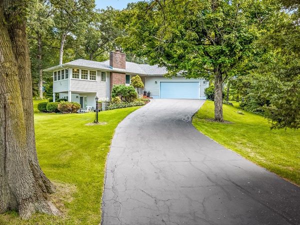 572 Baintree Road, LAKE SUMMERSET, IL 61019