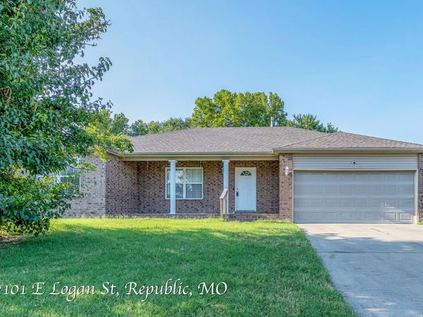 2101 E Logan Street , Republic, MO 65738