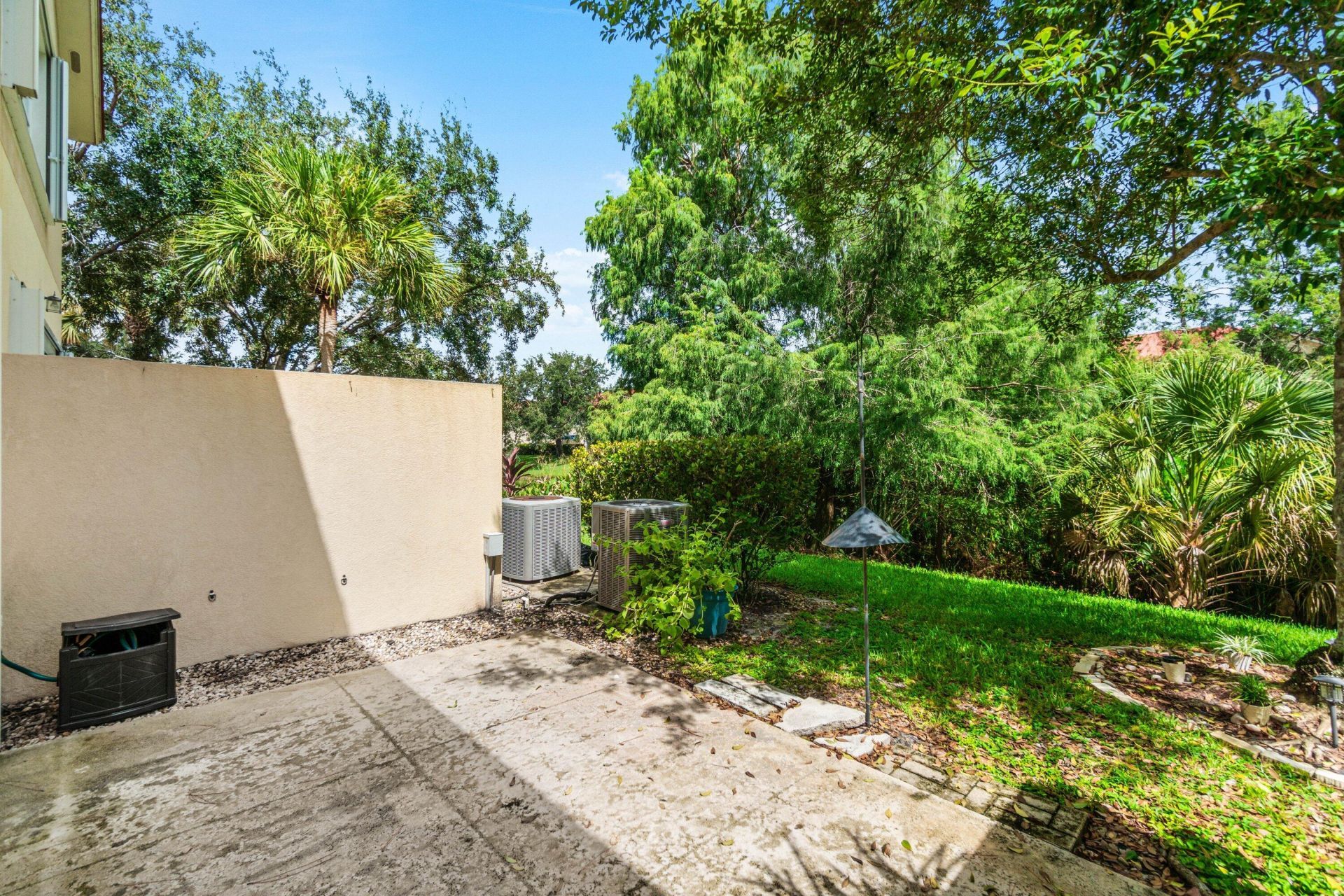1182 Pinewood Lake Court, Greenacres, FL 33415 Photo